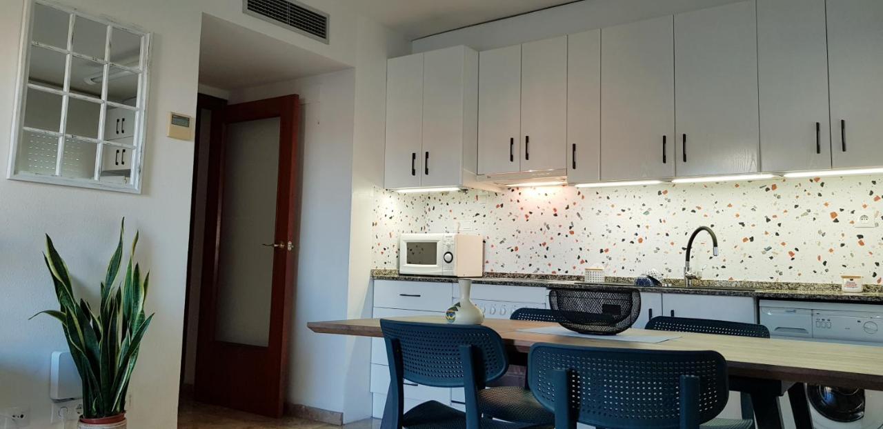 Apartamento Concordia, con parking en el puerto de Cambrils Exterior foto